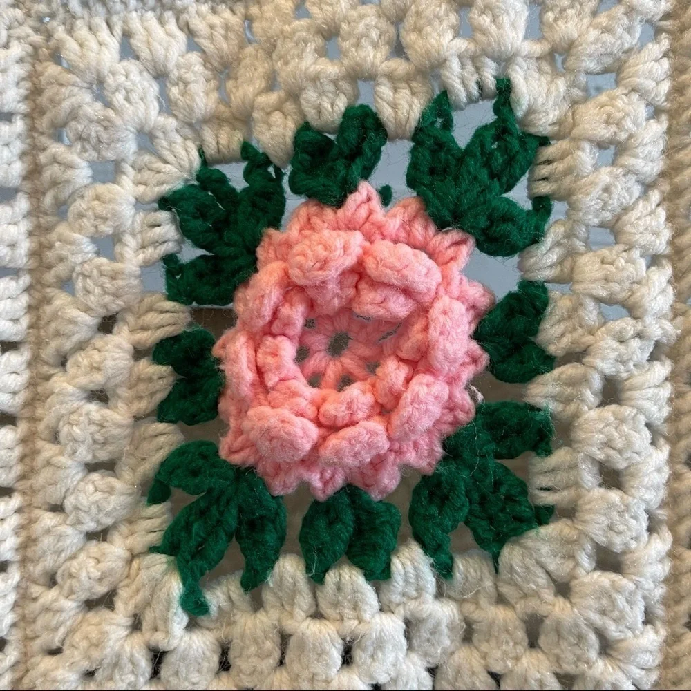 Handmade Crochet 3-D Flower Throw Blanket
